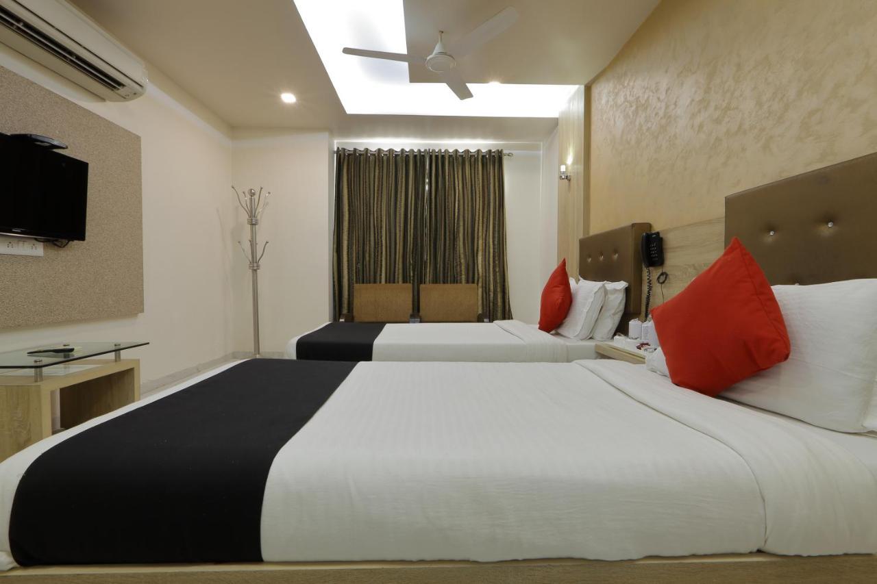 Hotel Unity Ahmedabad Eksteriør bilde