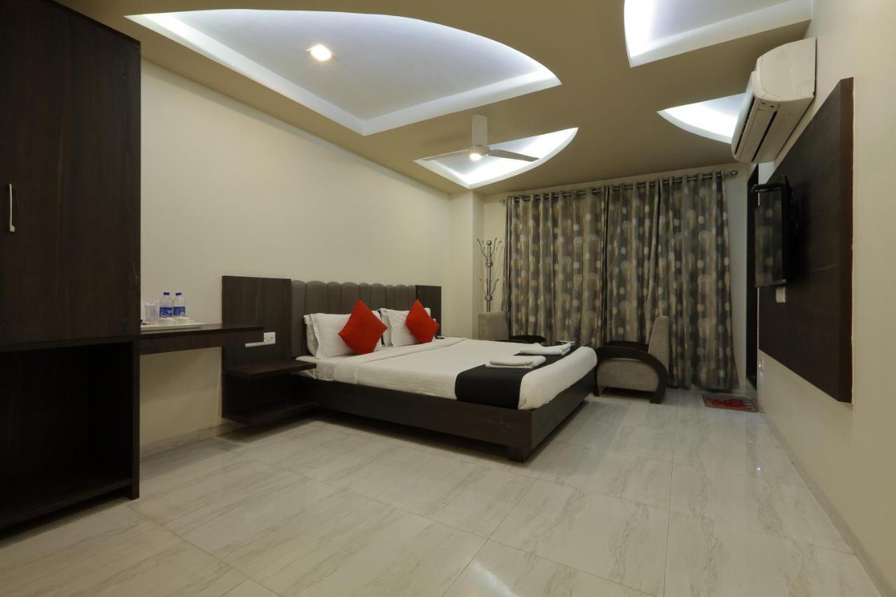 Hotel Unity Ahmedabad Eksteriør bilde