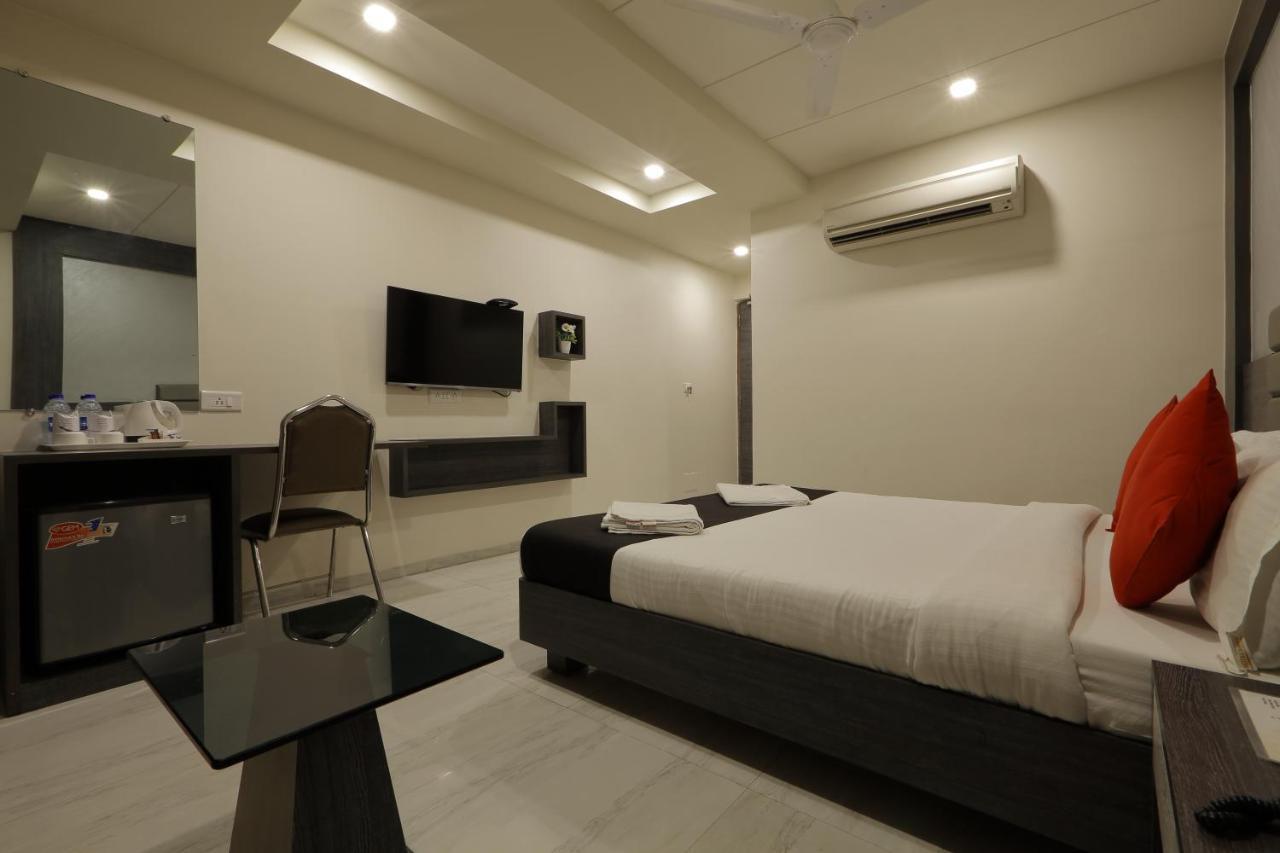 Hotel Unity Ahmedabad Eksteriør bilde