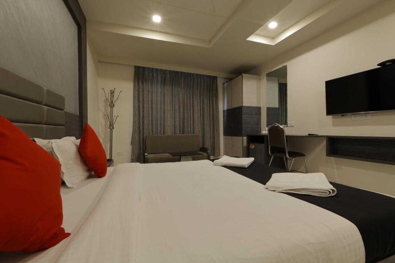 Hotel Unity Ahmedabad Eksteriør bilde