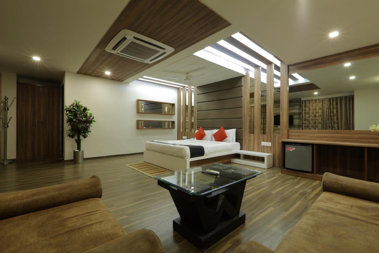 Hotel Unity Ahmedabad Eksteriør bilde