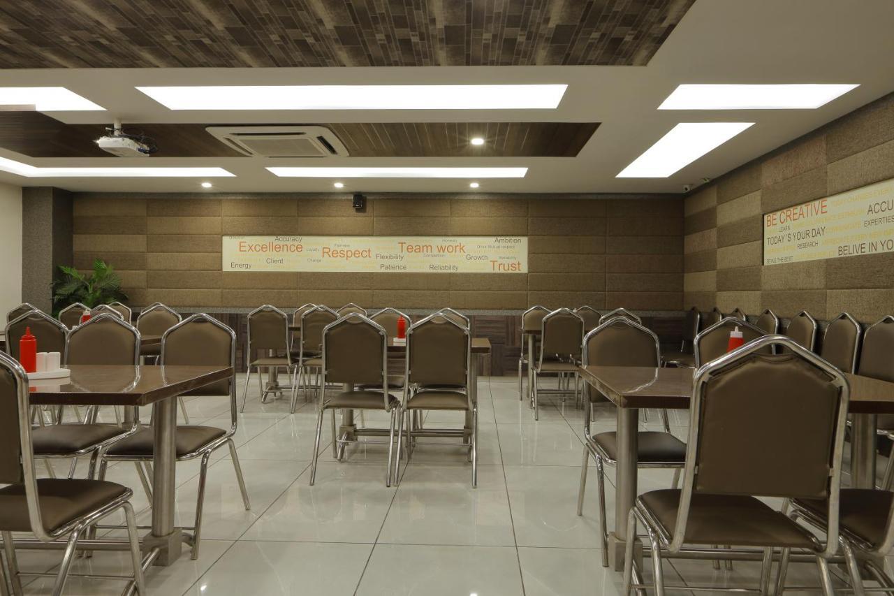 Hotel Unity Ahmedabad Eksteriør bilde