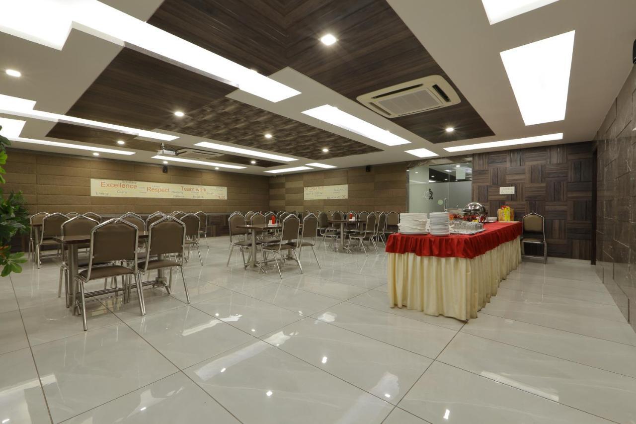 Hotel Unity Ahmedabad Eksteriør bilde