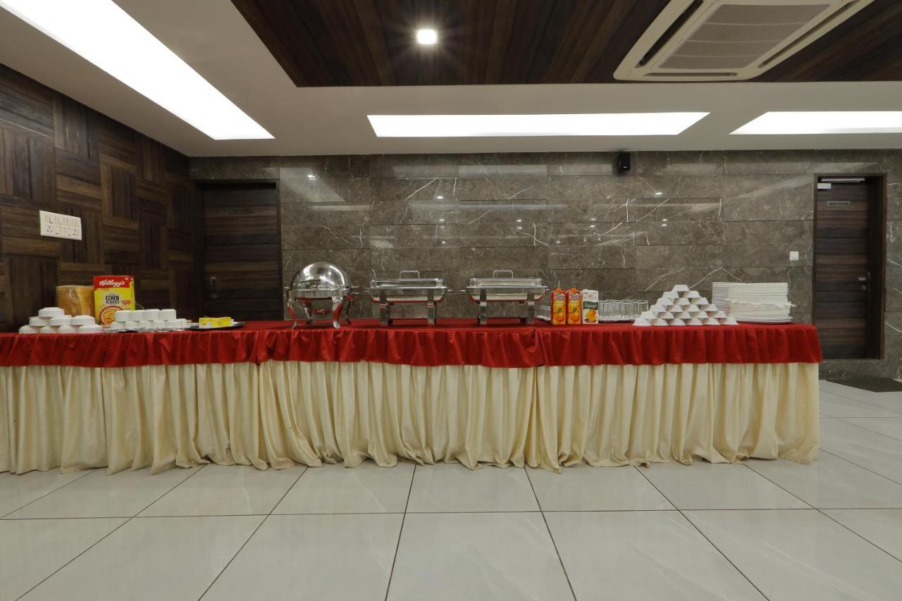 Hotel Unity Ahmedabad Eksteriør bilde