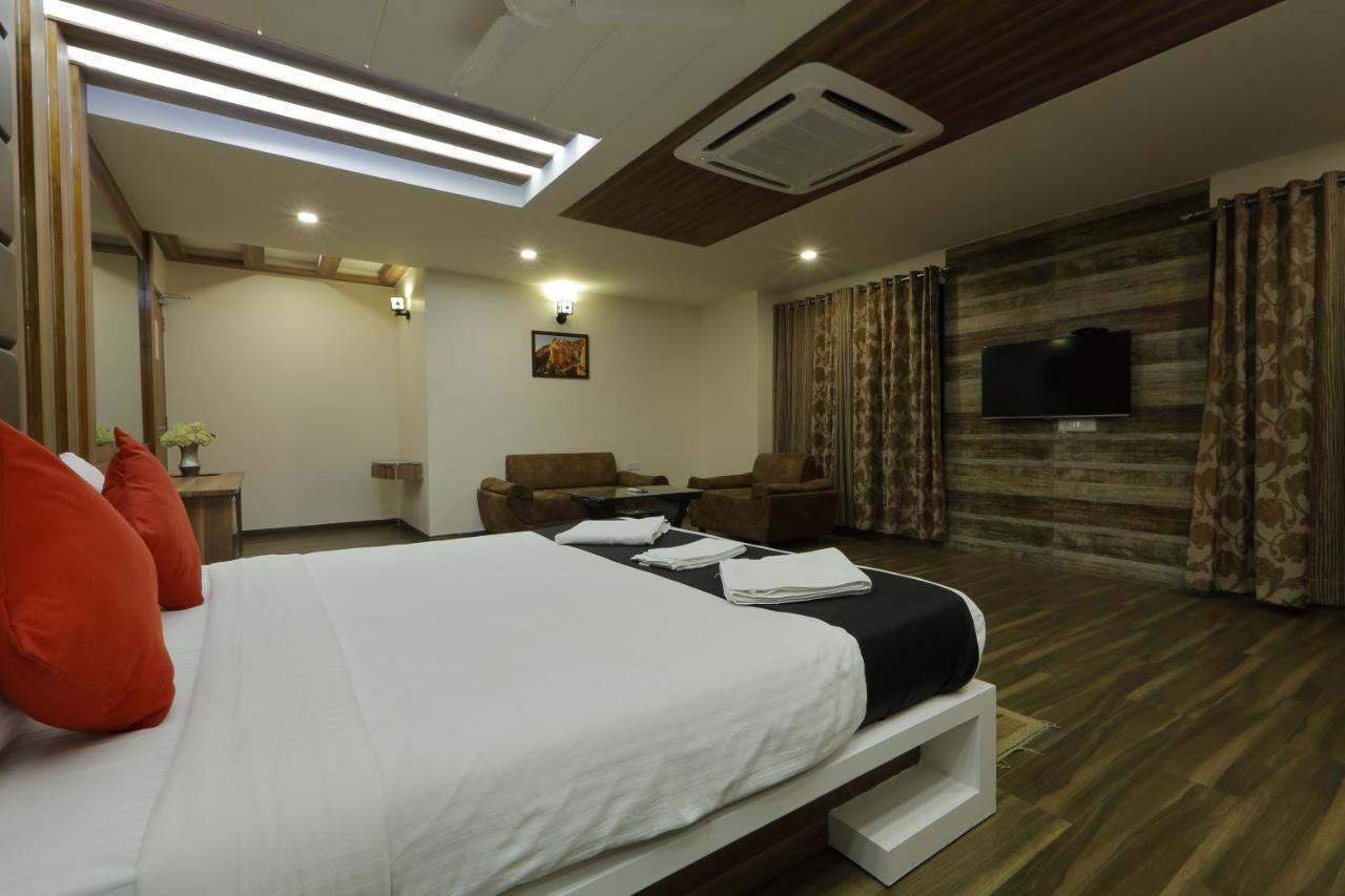 Hotel Unity Ahmedabad Eksteriør bilde